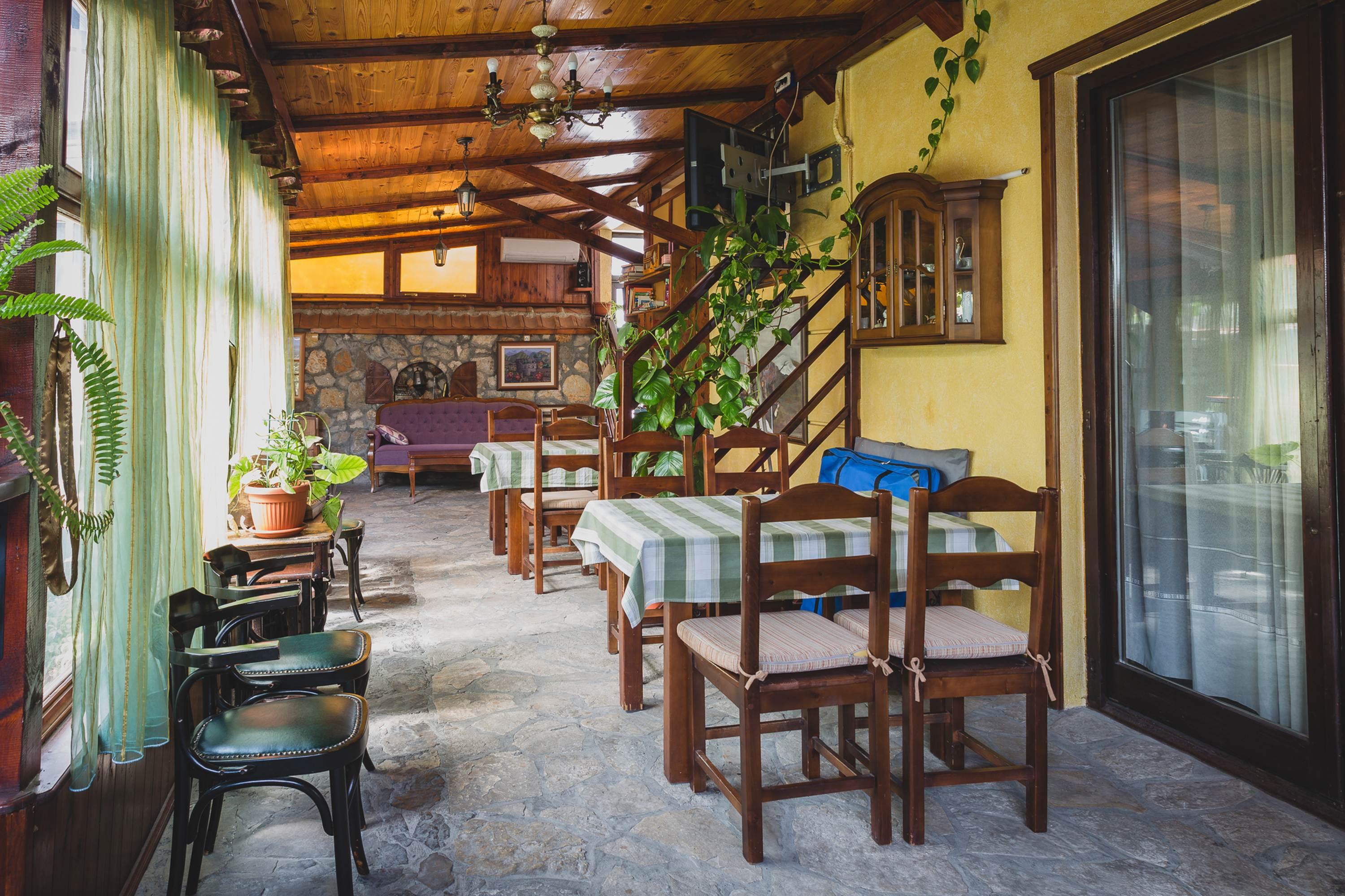 Hotel Ambiente Podgorica Kültér fotó