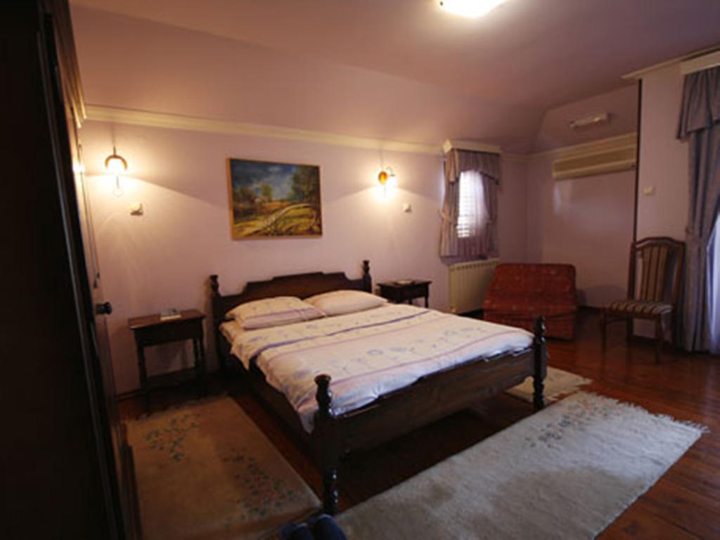 Hotel Ambiente Podgorica Szoba fotó